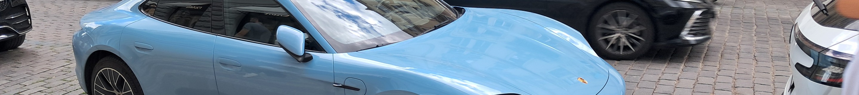Porsche Taycan GTS