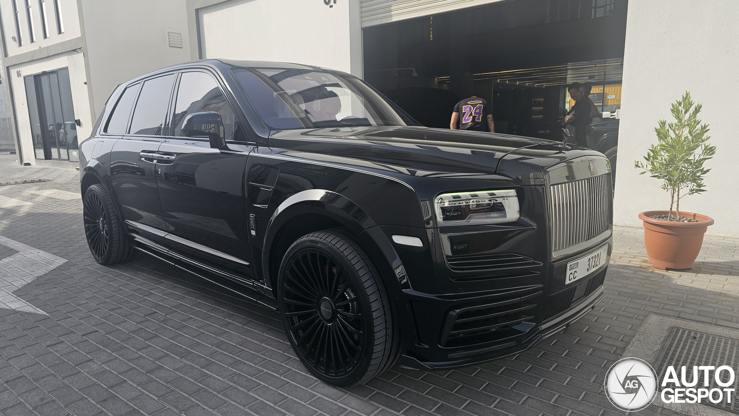 Rolls-Royce Cullinan Mansory Wide Body