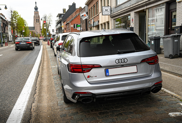 Audi RS4 Avant B9