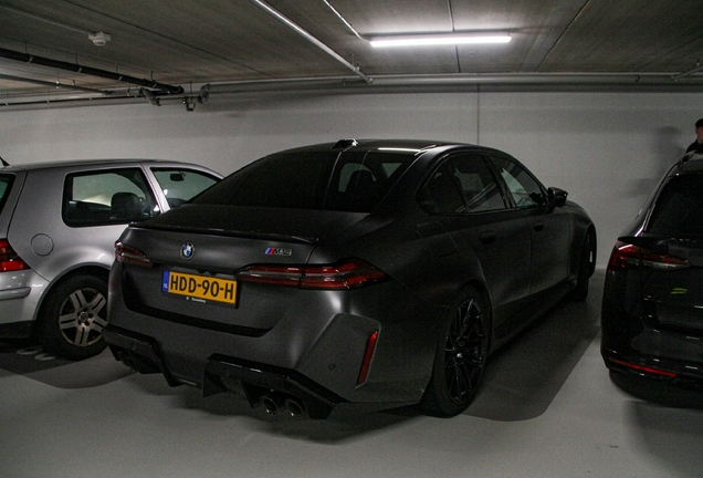 BMW M5 G90