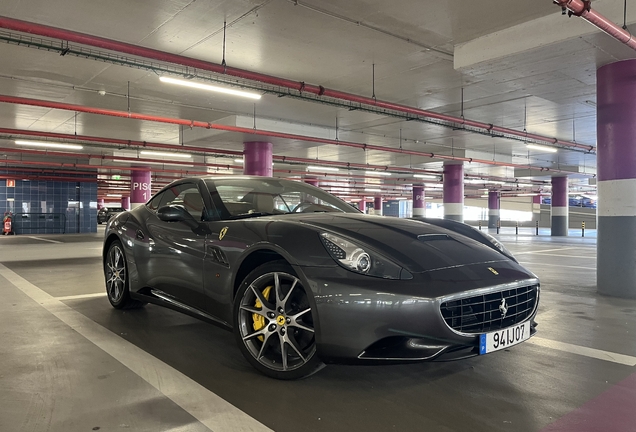 Ferrari California