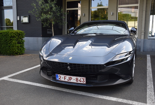 Ferrari Roma Spider