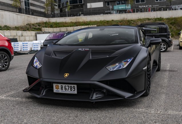 Lamborghini Huracán LP640-2 STO