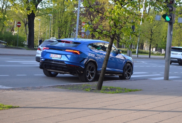 Lamborghini Urus S
