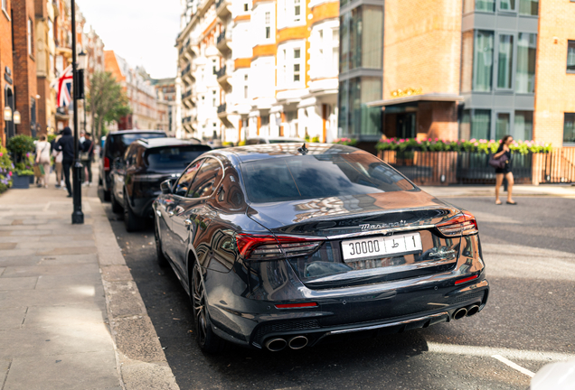 Maserati Quattroporte Modena Q4