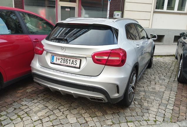 Mercedes-AMG GLA 45 X156