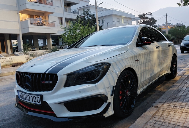 Mercedes-Benz CLA 45 AMG C117