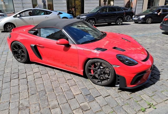 Porsche 718 Spyder RS