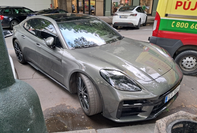 Porsche 972 Panamera Turbo E-Hybrid
