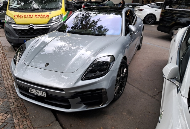 Porsche 972 Panamera Turbo S E-Hybrid