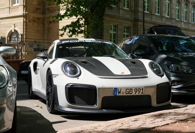 Porsche 991 GT2 RS Weissach Package