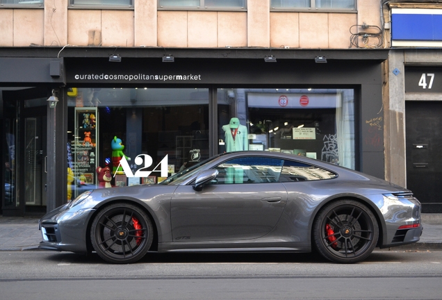 Porsche 992 Carrera GTS