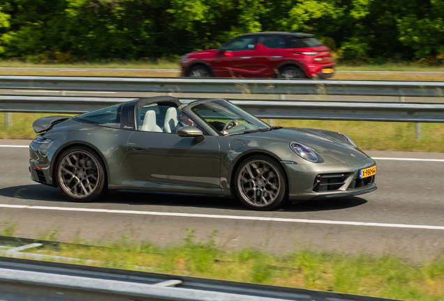 Porsche 992 Targa 4S