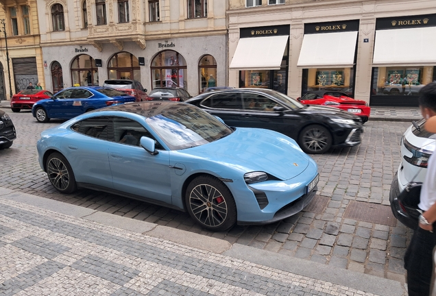 Porsche Taycan GTS
