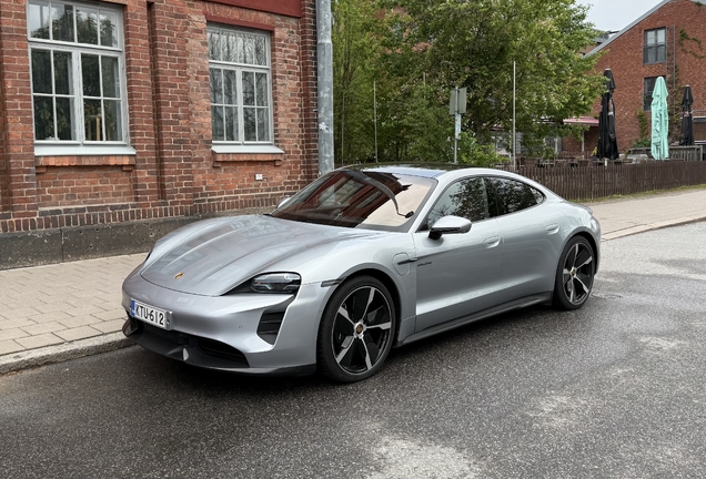 Porsche Taycan Turbo S