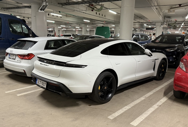 Porsche Taycan Turbo S