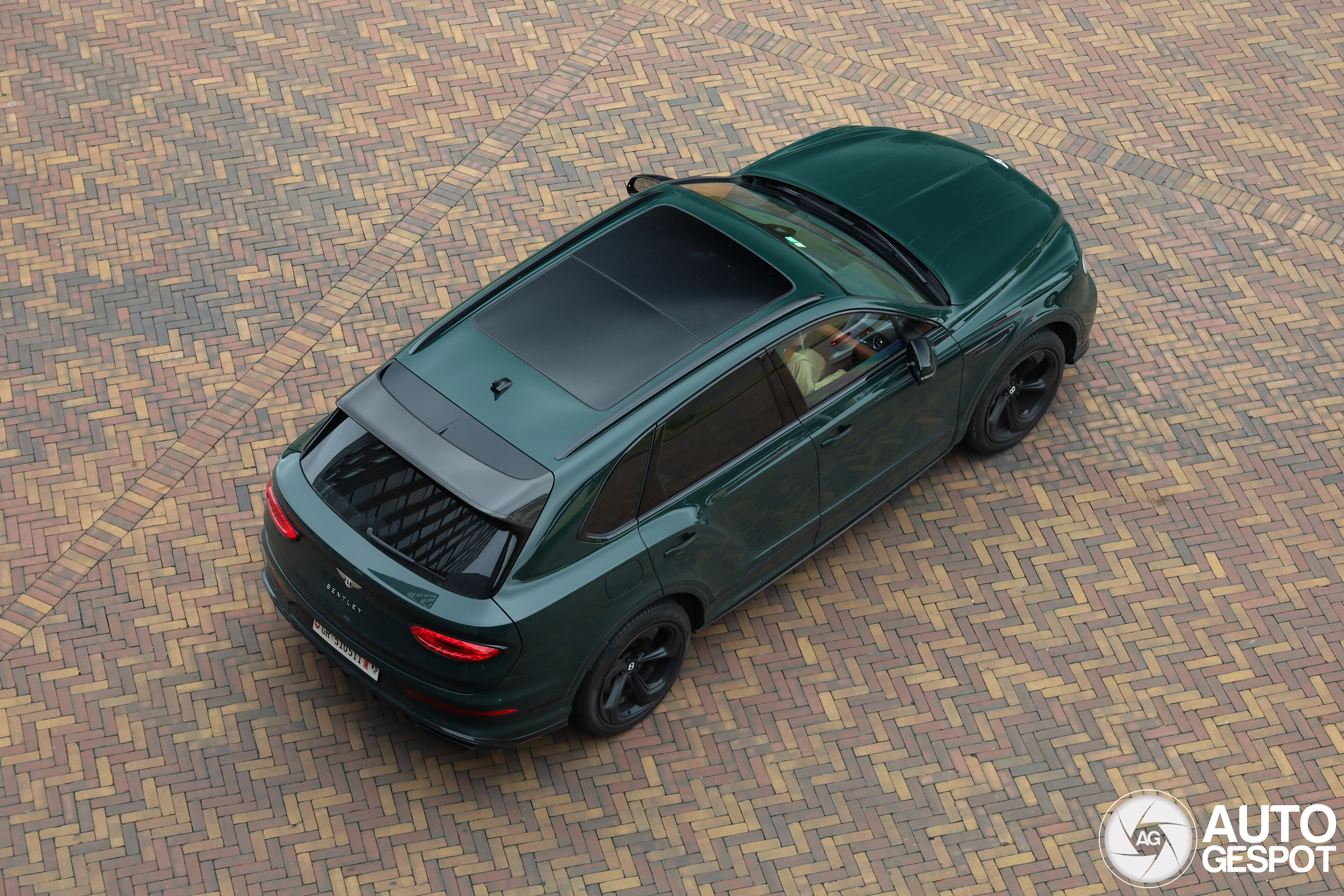 Bentley Bentayga V8 S 2024