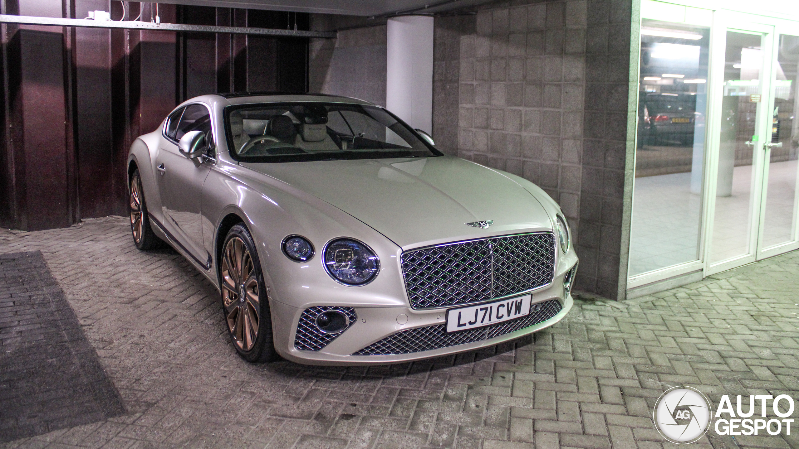 Bentley Continental GT V8 2020 Mulliner