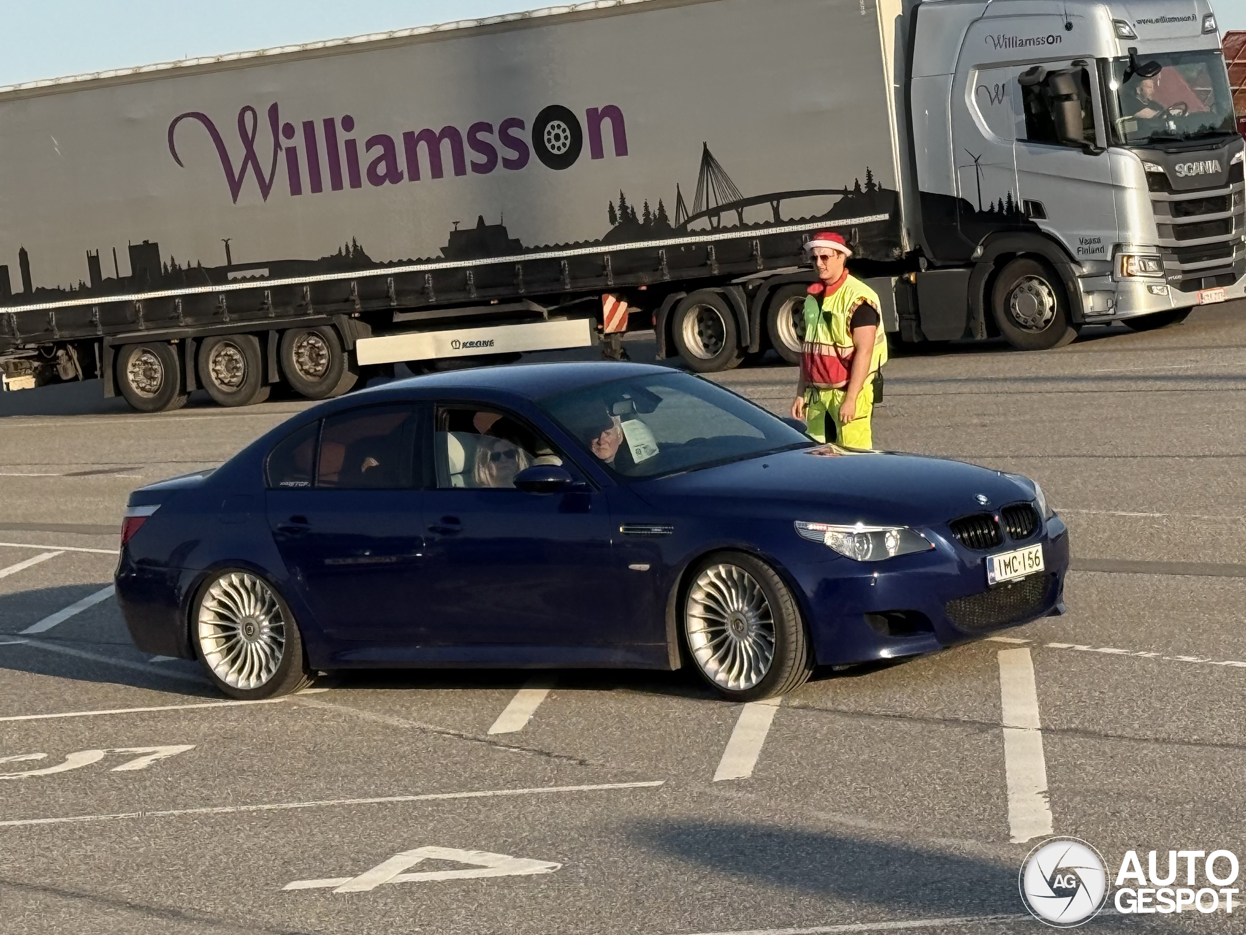 BMW M5 E60 2005