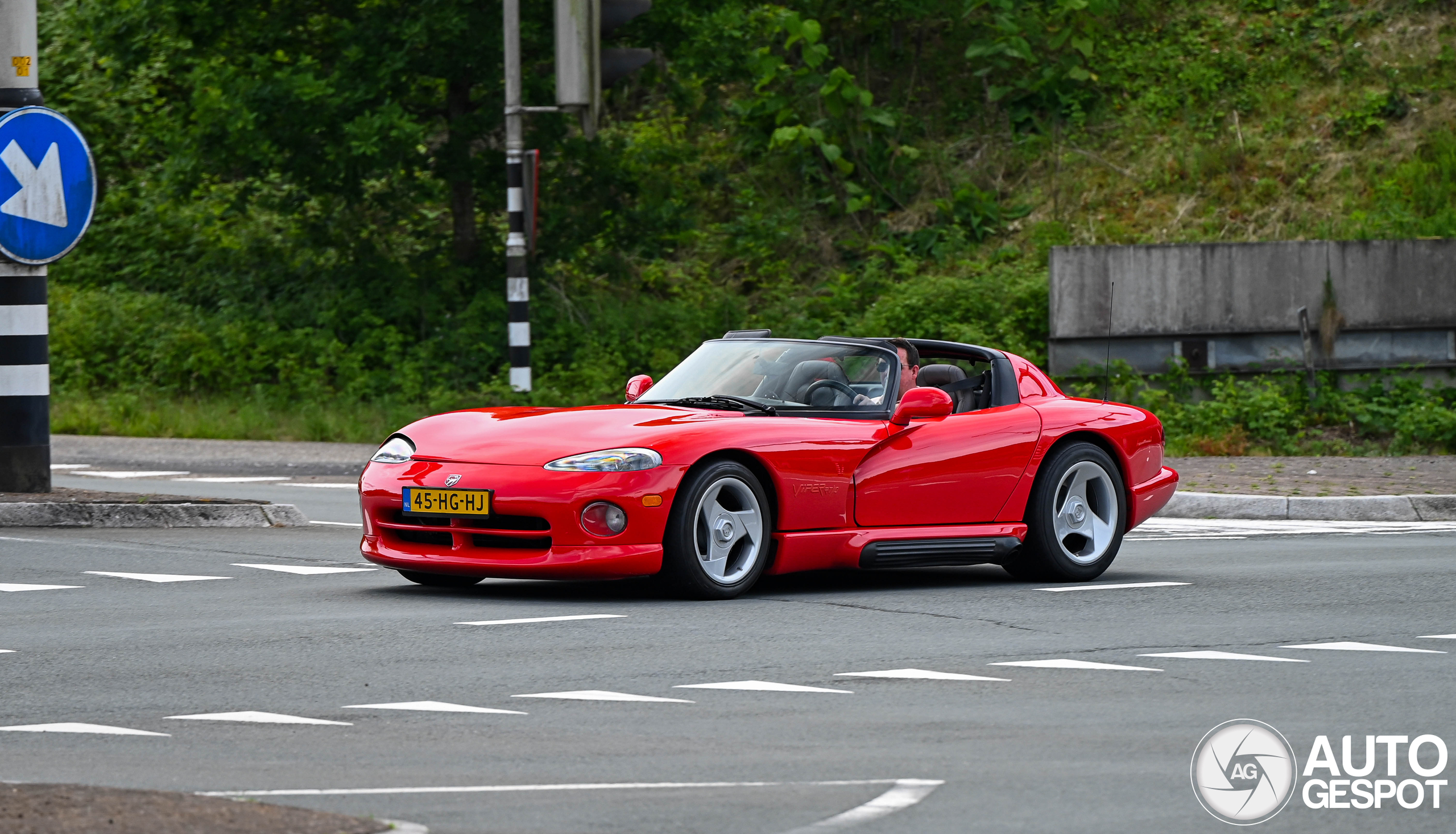 Dodge Viper RT/10 is de ultieme Amerikaanse benzineslurper