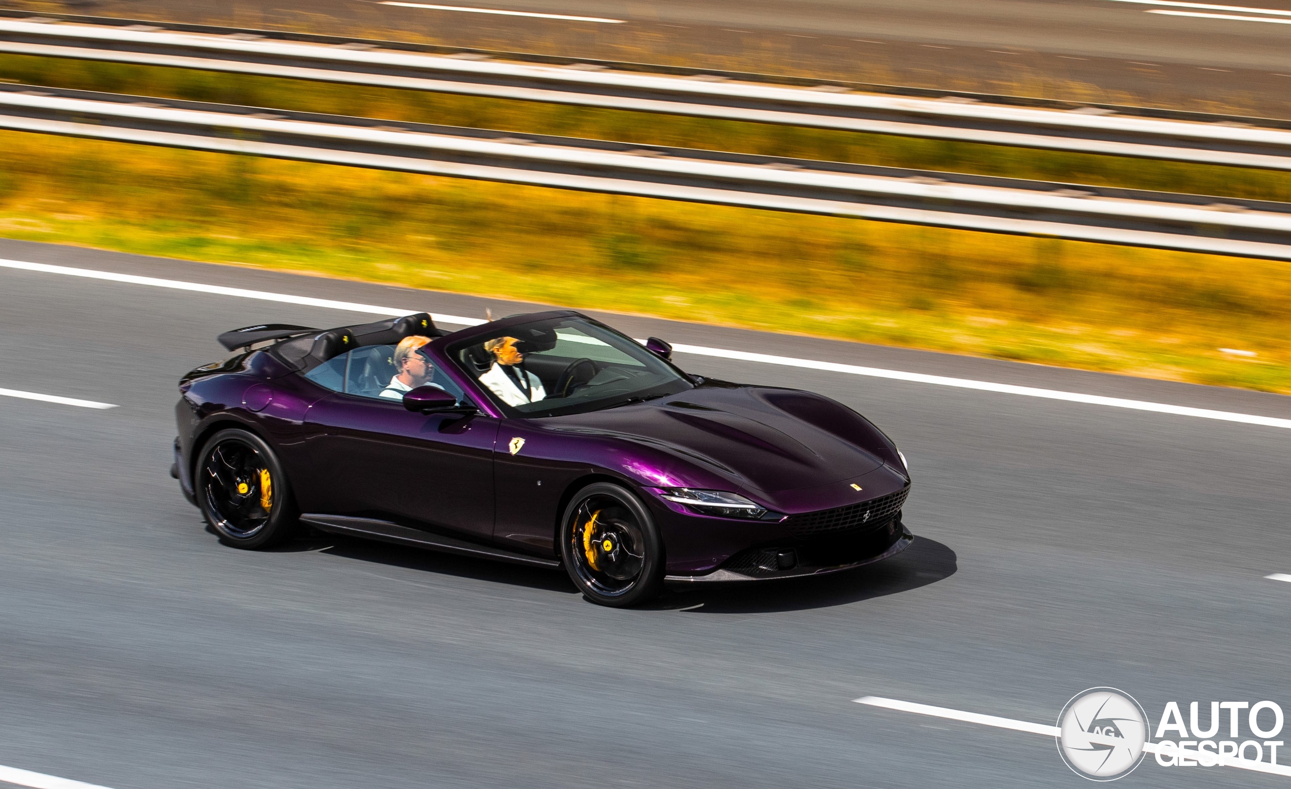 Ferrari Roma Spider