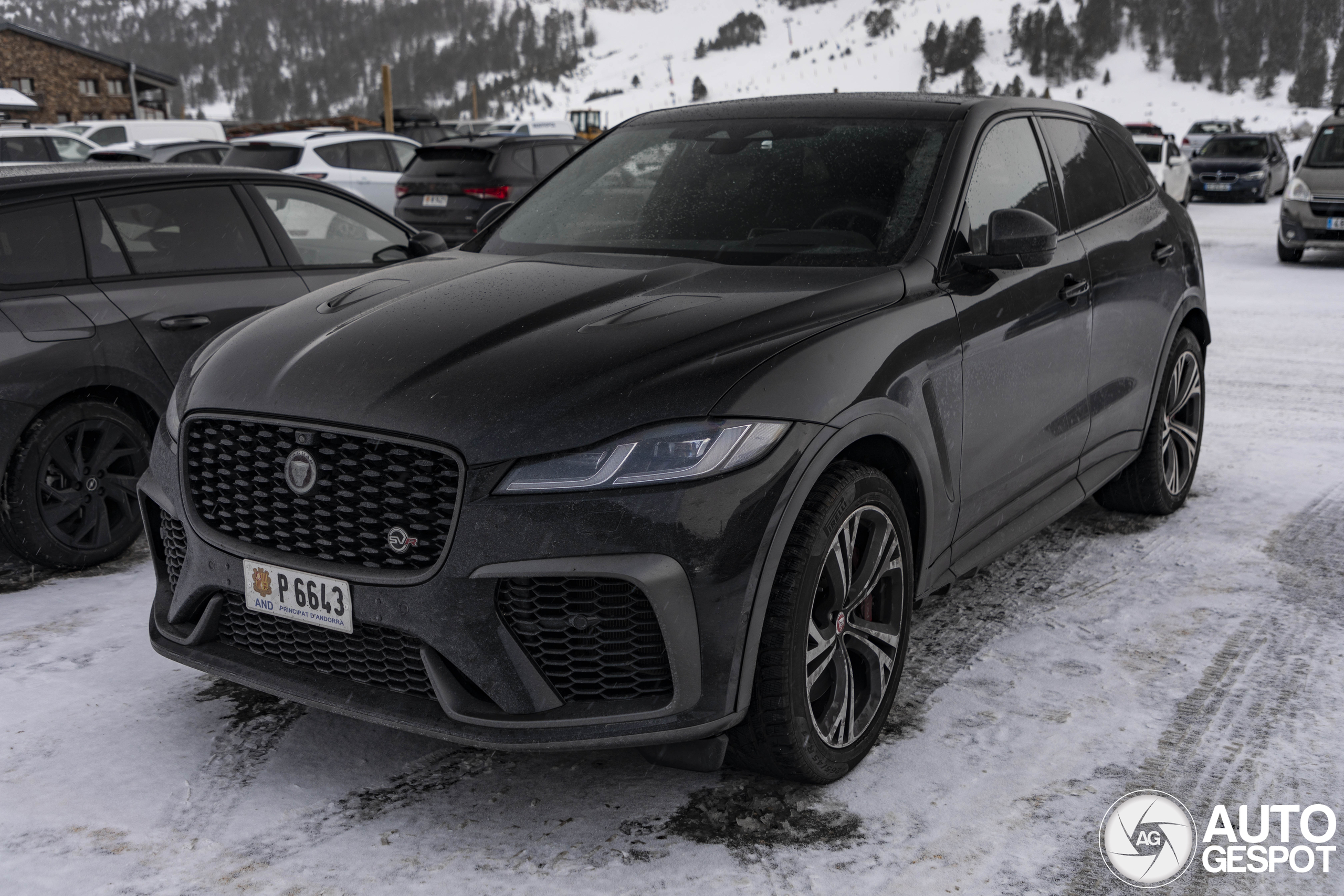 Jaguar F-PACE SVR 2021