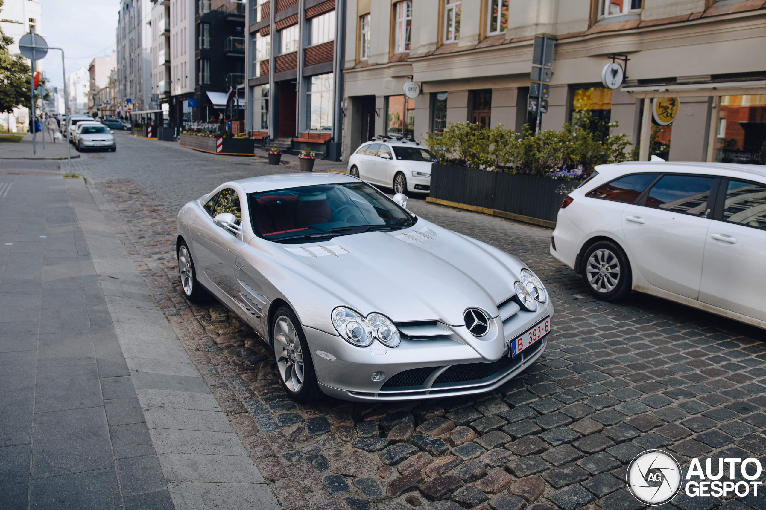 Mercedes-Benz SLR McLaren