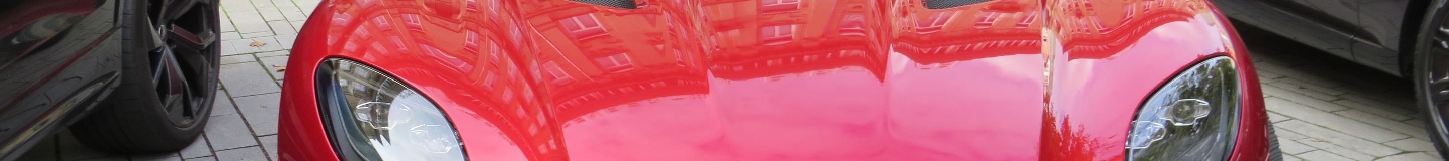 Aston Martin DBS Superleggera