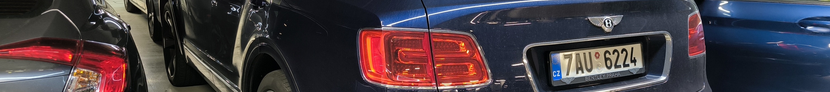 Bentley Bentayga V8