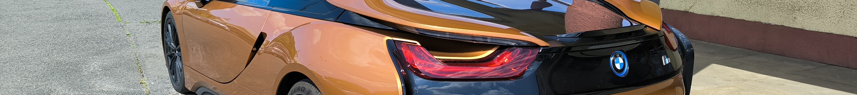 BMW i8 Roadster