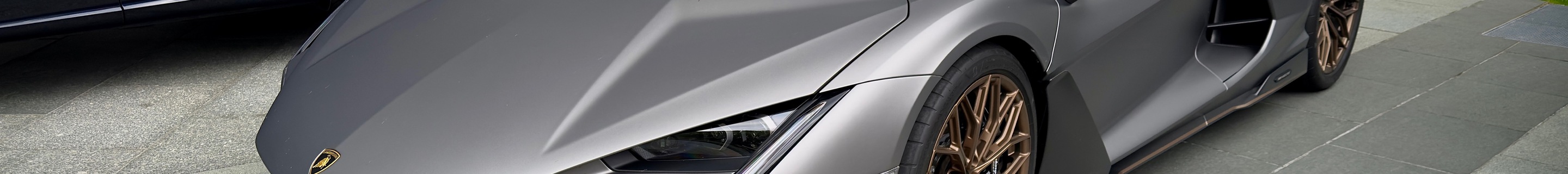 Lamborghini Revuelto