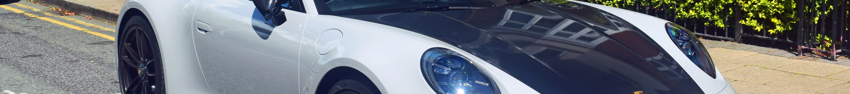 Porsche 992 Carrera GTS