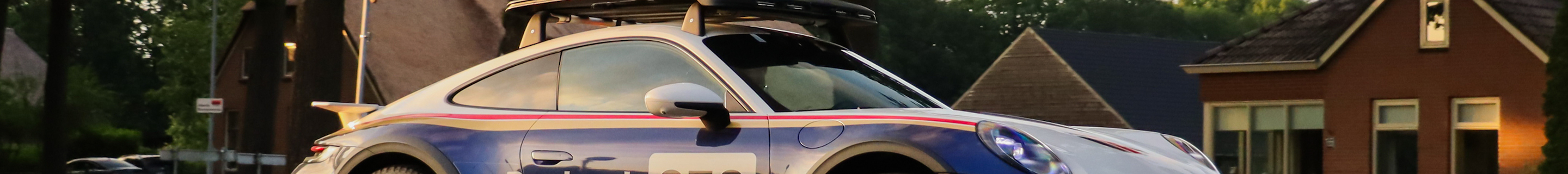 Porsche 992 Dakar