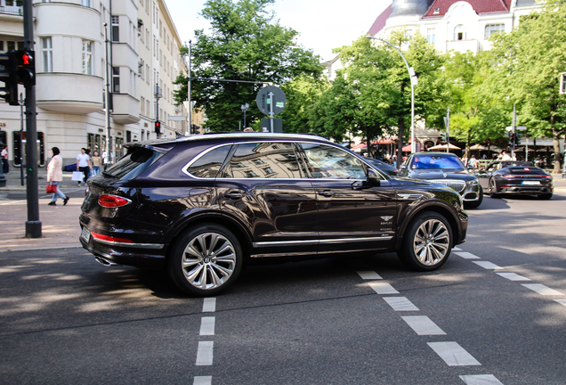 Bentley Bentayga Azure 2024