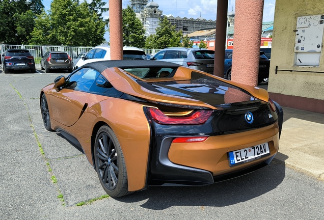 BMW i8 Roadster
