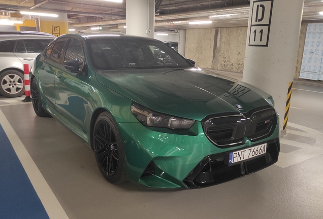BMW M5 G90