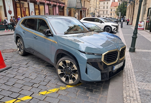 BMW XM G09