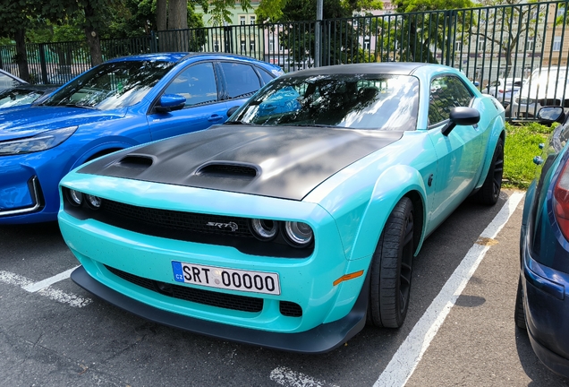 Dodge Challenger SRT Hellcat Widebody