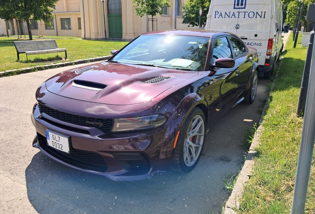 Dodge Charger SRT Hellcat Widebody