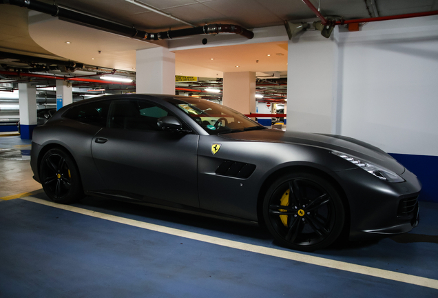 Ferrari GTC4Lusso