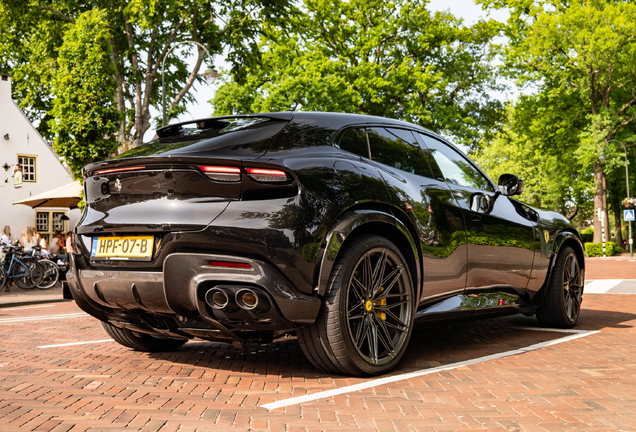 Ferrari Purosangue