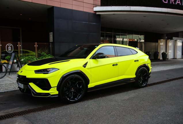 Lamborghini Urus Performante