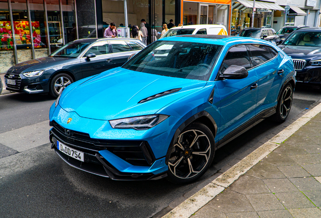 Lamborghini Urus Performante