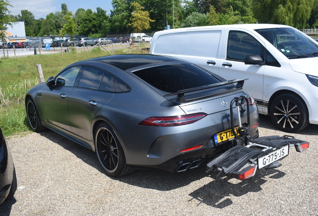 Mercedes-AMG GT 63 S X290