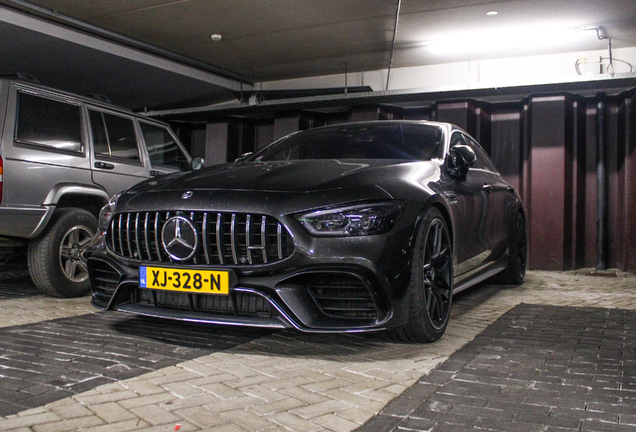 Mercedes-AMG GT 63 S X290