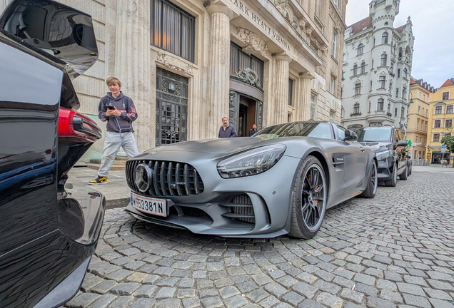 Mercedes-AMG GT R C190 2019