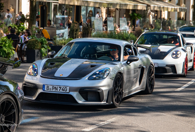 Porsche 718 Cayman GT4 RS Weissach Package