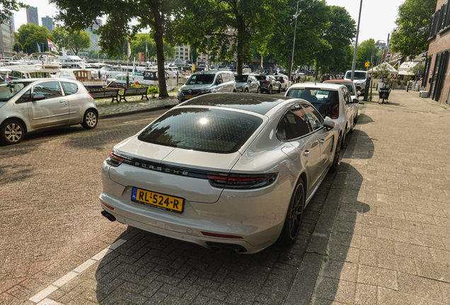 Porsche 971 Panamera Turbo S E-Hybrid