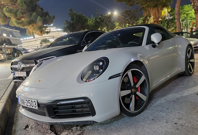 Porsche 992 Carrera 4S Cabriolet