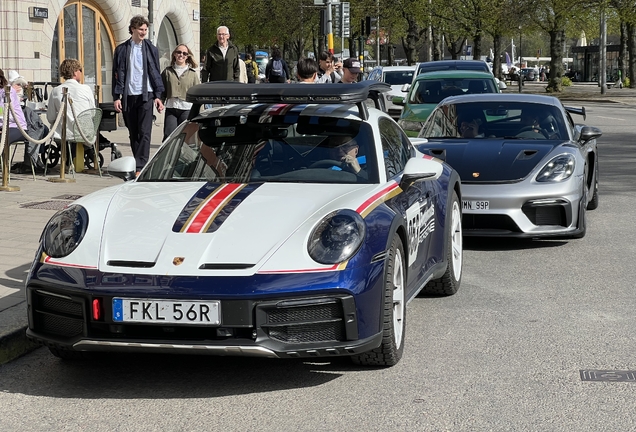 Porsche 992 Dakar